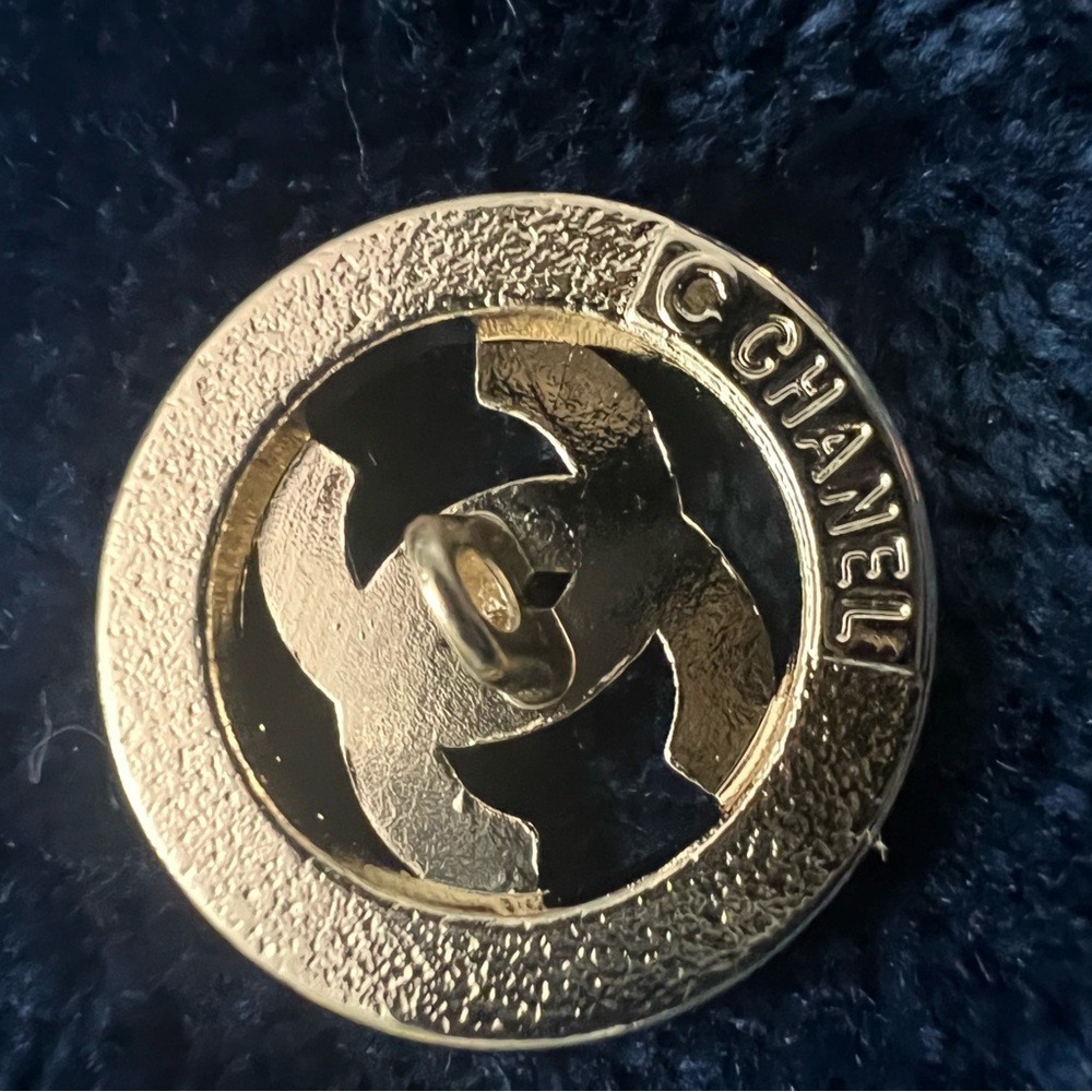 CC-(set of 6) 23mm=0.91”Pearl embellished golden alloy shanked buttons/stamped🤩 - Picture 13 of 15